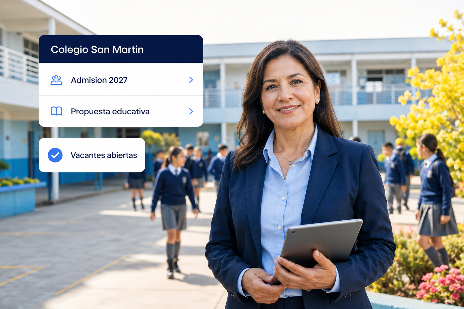 Directora de colegio mexicano con la web del plantel